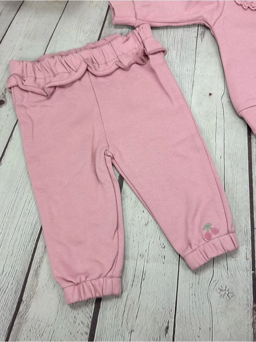 NWT Rabbit & Bear dusty Pink Crochet Collar Sweatshirt Set 3-6M cottage crochet
